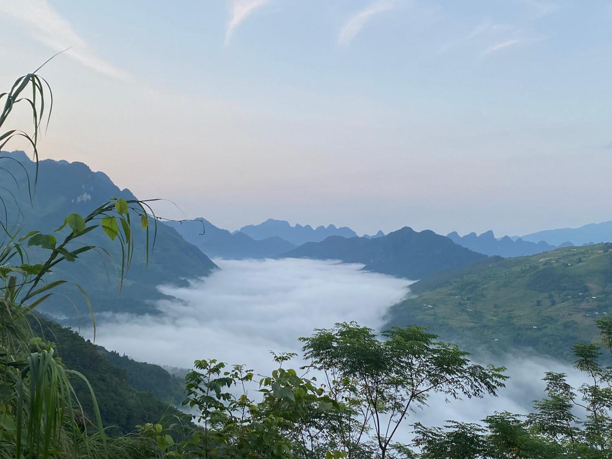 Cao Nguyen Da Homestay Meo Vac エクステリア 写真