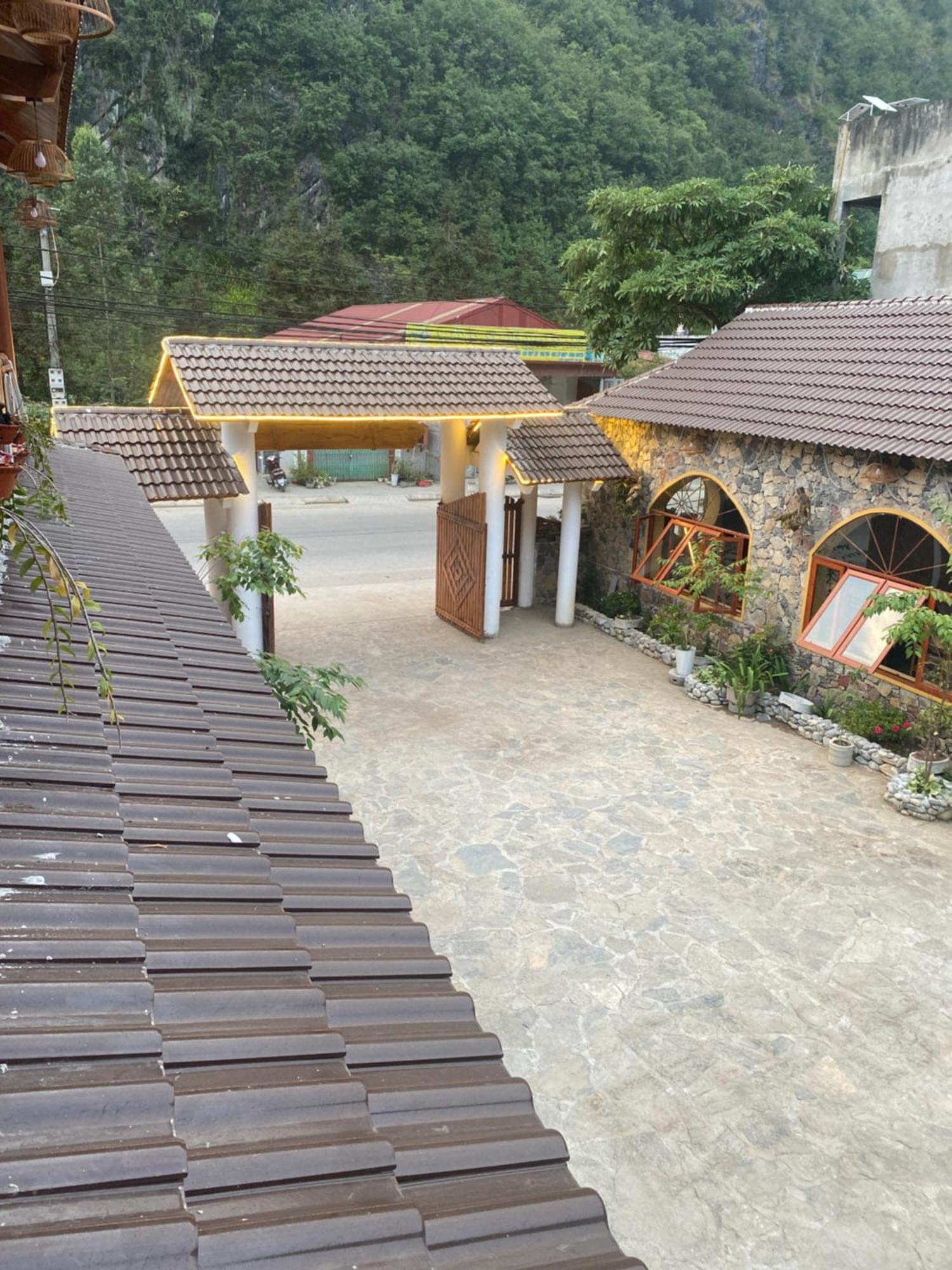 Cao Nguyen Da Homestay Meo Vac エクステリア 写真